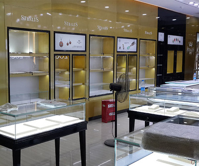 淮南手機(jī)展柜安裝與設(shè)計全攻略 從構(gòu)思到落地的完美呈現(xiàn)